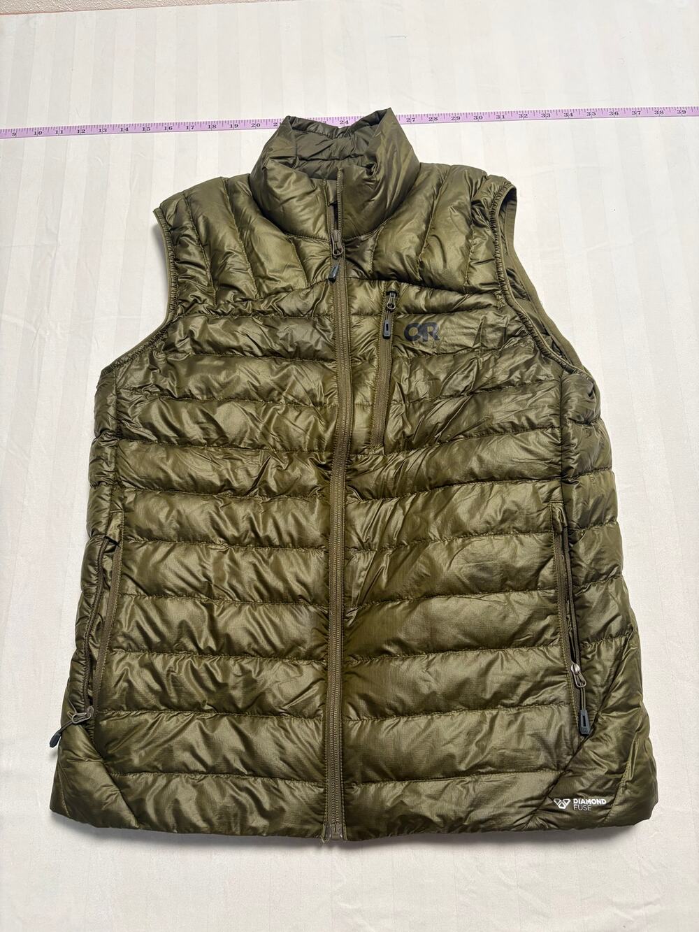 Outdoor Research Womens M Diamond Fuse Down Puffer Vest Olive